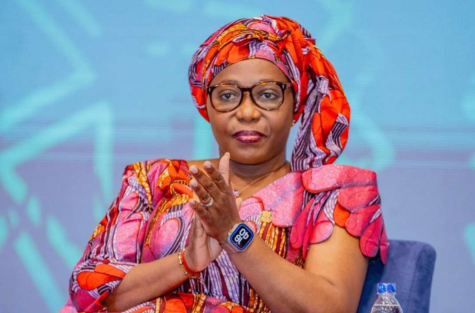 PARTICIPATION DE LA MINISTRE DES PMEA  MADAME JACQUELINE LYDIA MIKOLO A  LA 6E ÉDITION DU MARCHE IVOIRIEN DE  L’ARTISANAT EN CÔTE D’IVOIRE